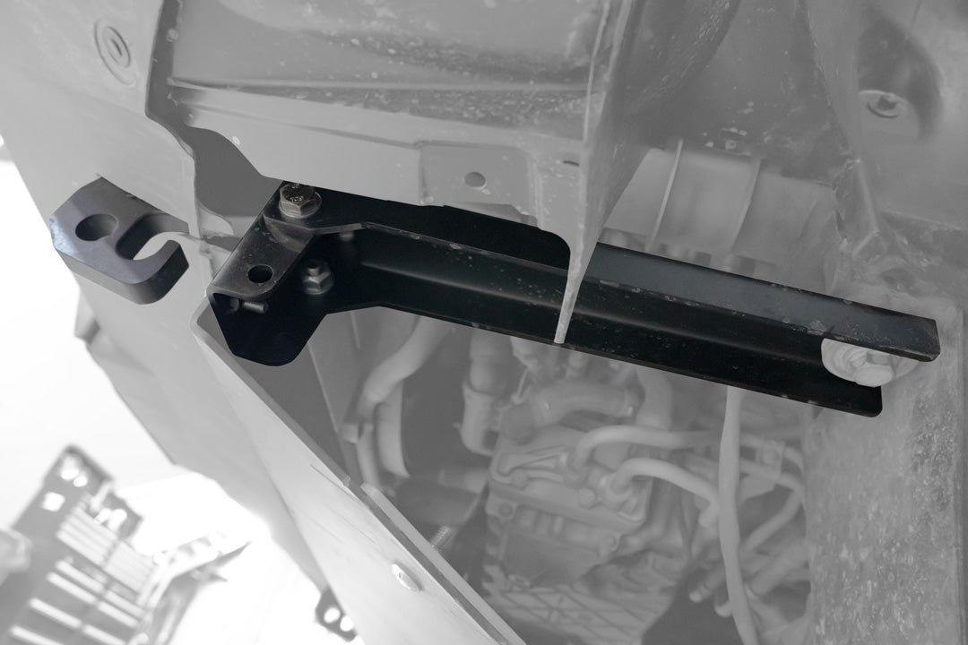 FRONT TOW POINT - SPRINTER 2014+
